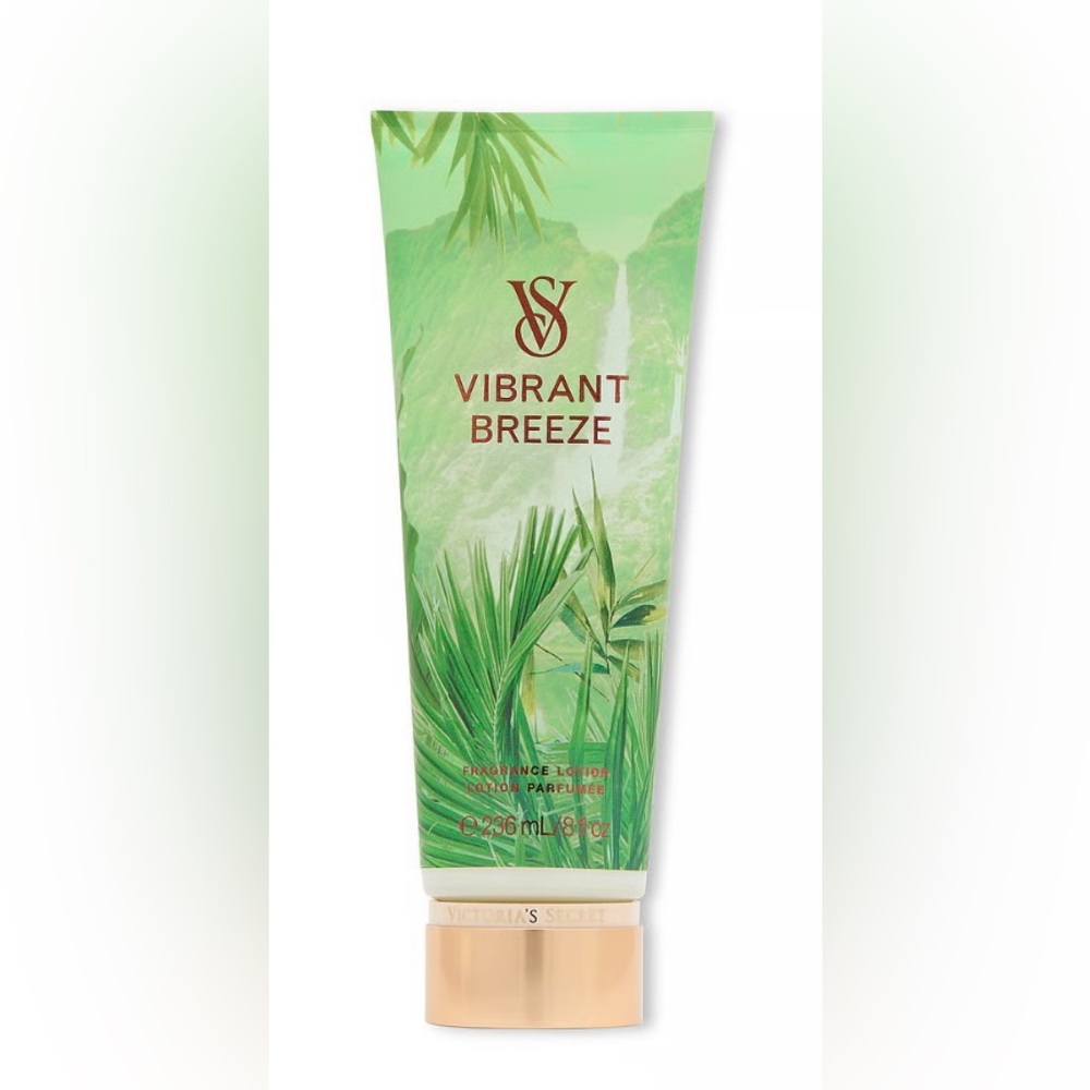Victoria’s Secret Summer Vibrant Breeze Full Size Lotion- NWT
